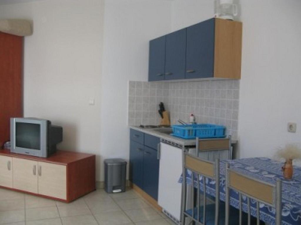 Apartments With A Parking Space Barbat, Rab - 16816 Barbat na Rabu Zewnętrze zdjęcie